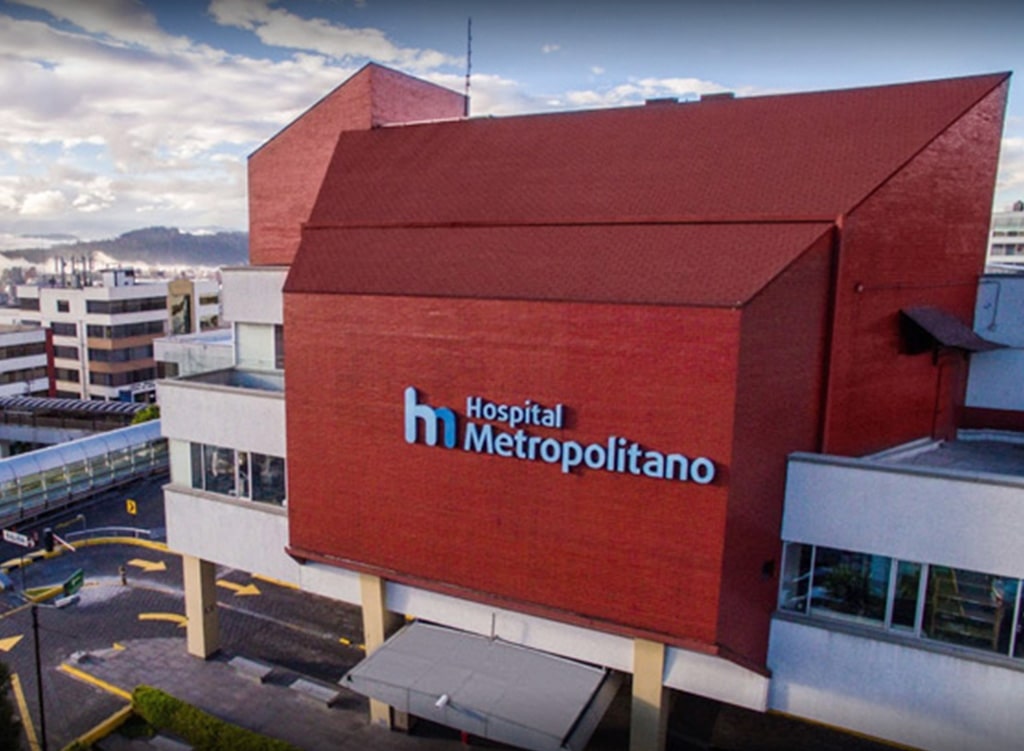 Médicos Urólogos en Quito Urólogo Hospital Metropolitano Quito Dr Sebastián Hervas-min